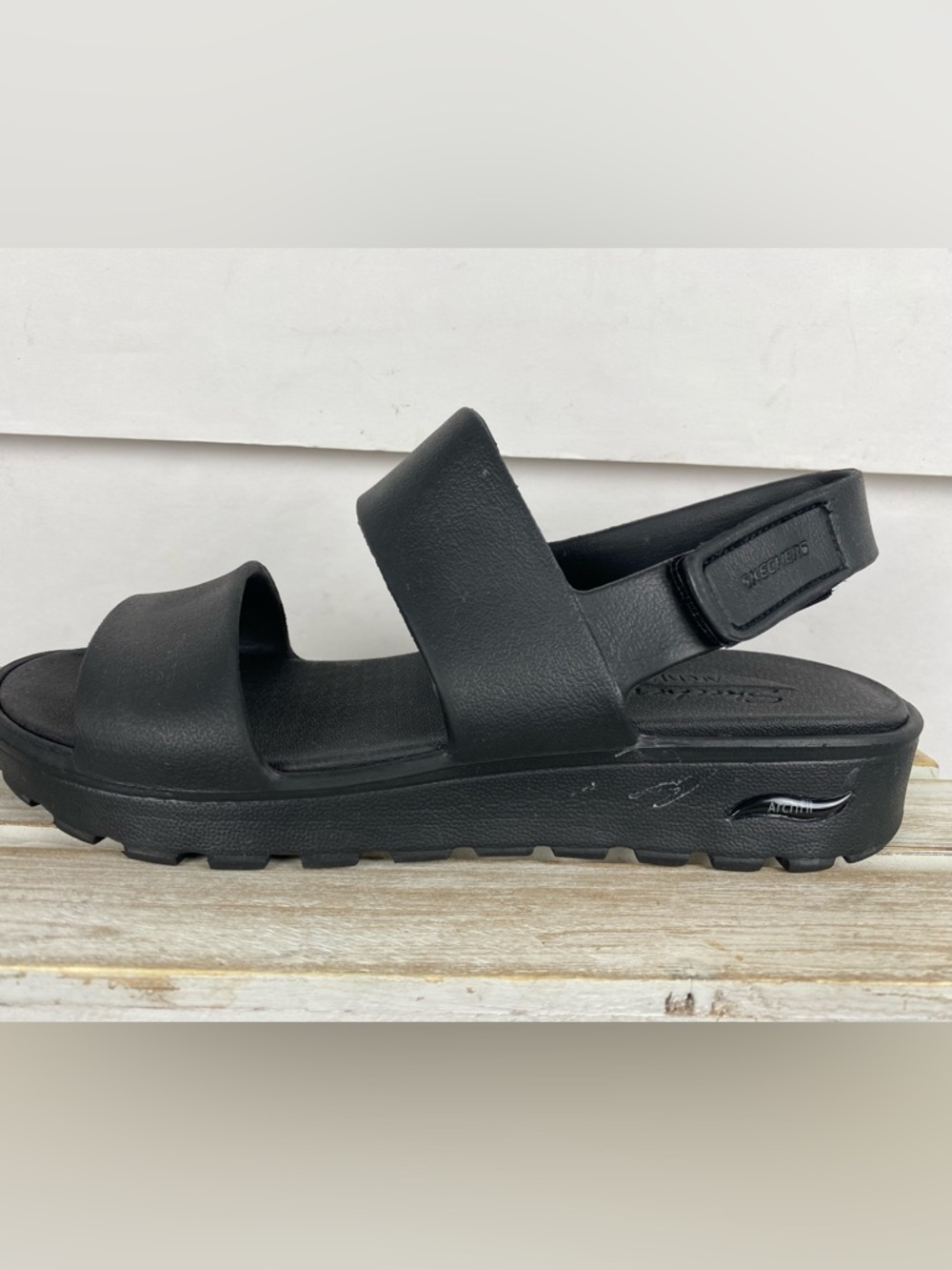 Skechers Women's Foamies Arch Fit
Footsteps - Day Dream sandals in black size 9 - Picture 4 of 13